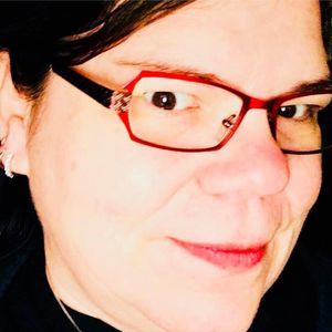 Meet your Posher, Loretta